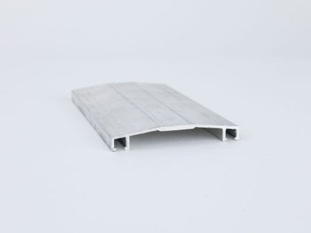Aluminijast pokrivni profil brez tesnila, širine 60 mm